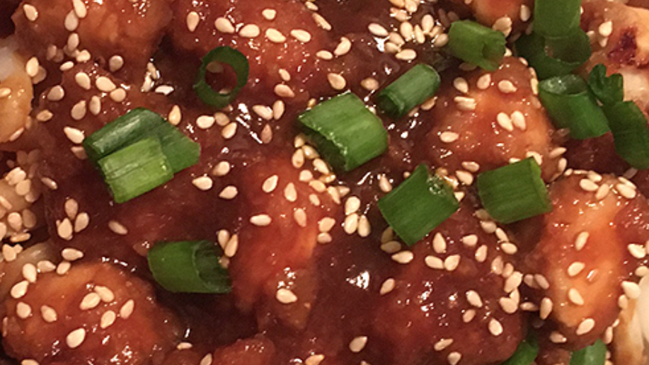 Garlic & Honey Glazed Sesame Chicken Recipe by Tasty image