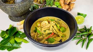 Thai Green Curry As Made By Arnold Myint Recipe by Tasty