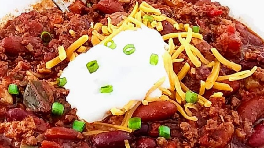 Crock Pot Chili Recipe by Tasty image