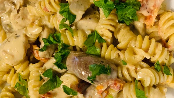 Colaluca Chicken With Pasta