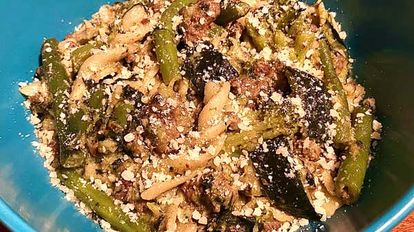 One Pot Garlic Parmesan Pasta Recipe By Tasty