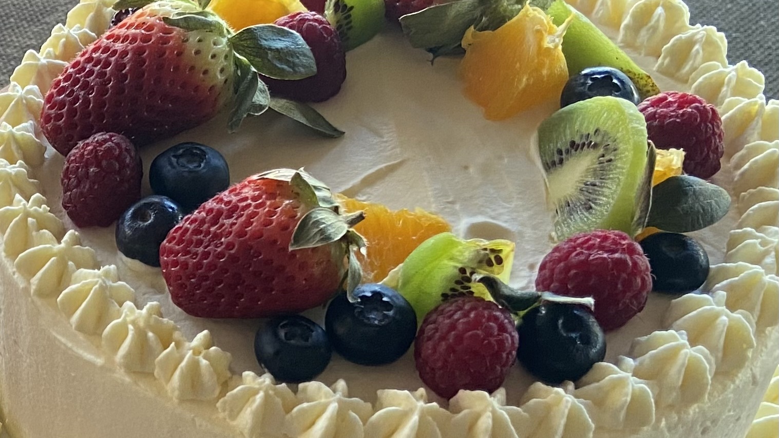 Vanilla and Fresh Fruit Celebration Cake - Biscotti di Debora
