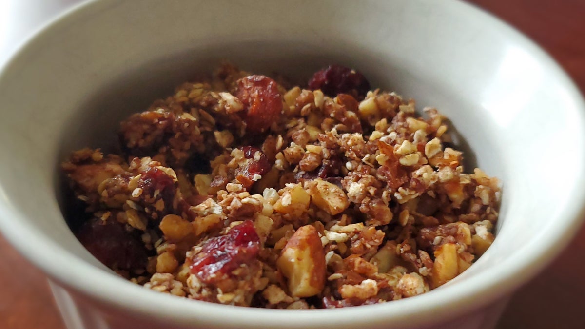 Almond Cranberry Crumble Recipe by Tasty image