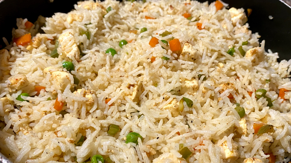 Paneer Fried Rice Recipe by Maklano