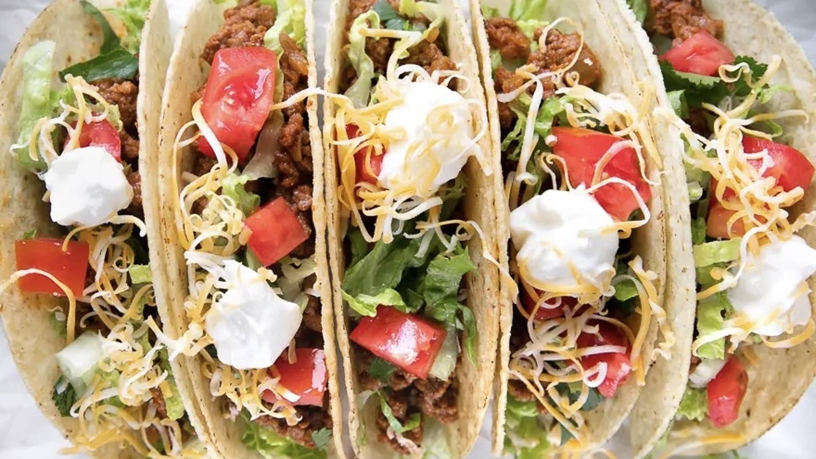 Easy Beef Tacos With Guacamole, Sour Cream And Pico De Gallo Recipe by ...