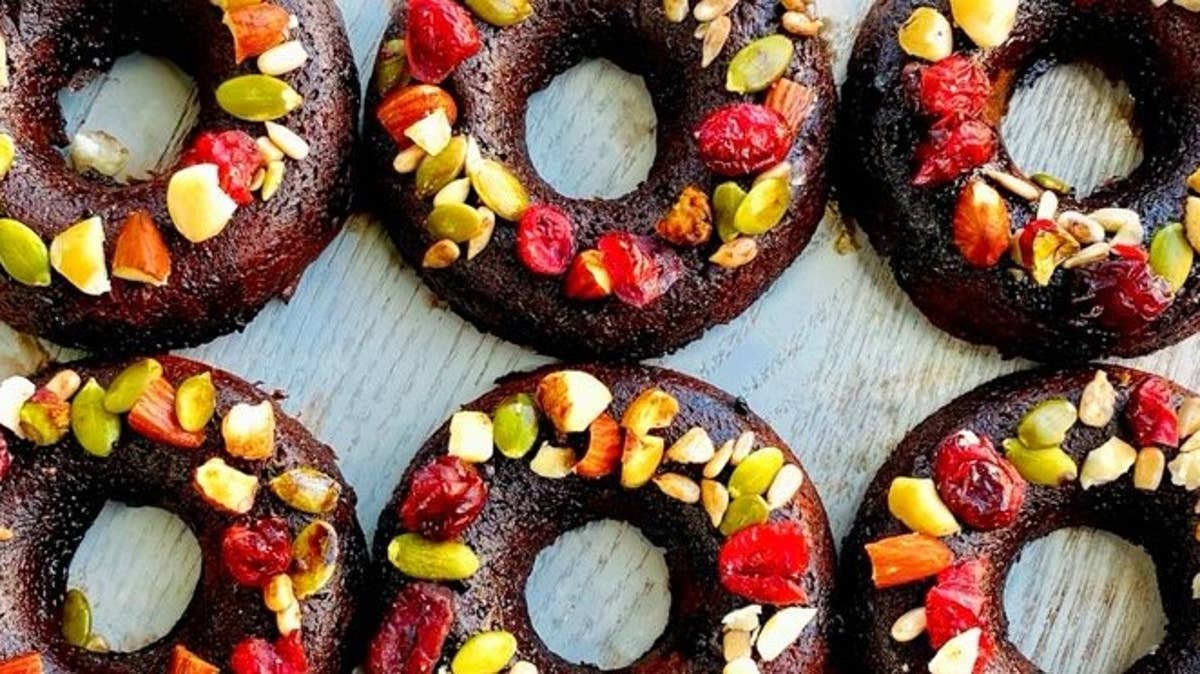 Homemade Date Donuts (Vegan, Refined Sugar Free, Gluten Free)