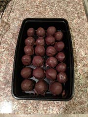 Derby-Style Bourbon Balls Recipe by Tasty