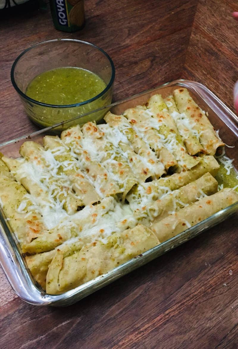 Enchiladas Verdes Con Pollo As Made By Cuco Recipe By Tasty