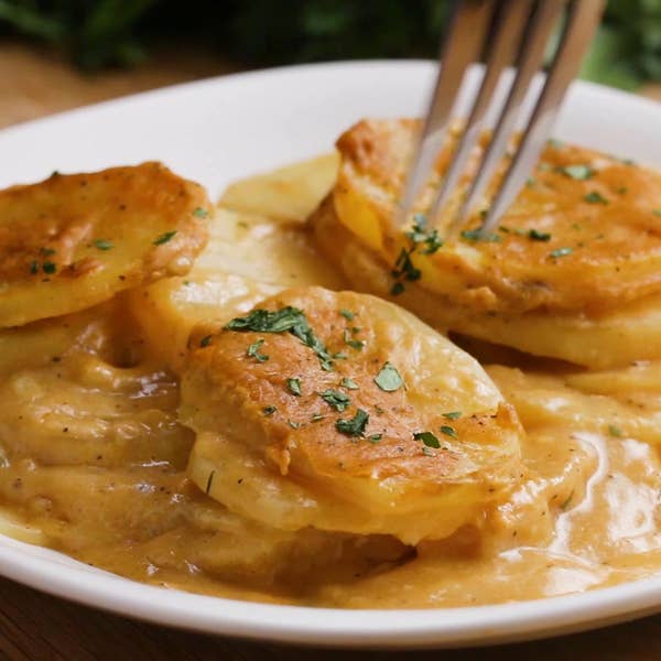 “Cheesy” Scalloped Potatoes