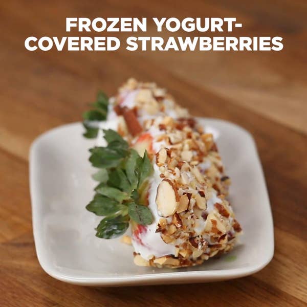 Frozen Yogurt-covered Strawberries