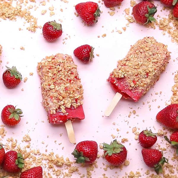 Vegan Strawberry Shortcake Pops