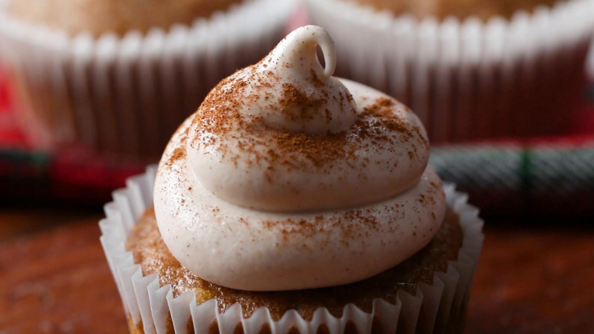 Apple Cider Cupcakes & Brown Sugar Cinnamon Buttercream