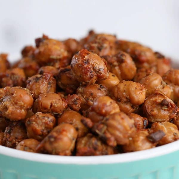 Garlic Parmesan Roasted Chickpeas