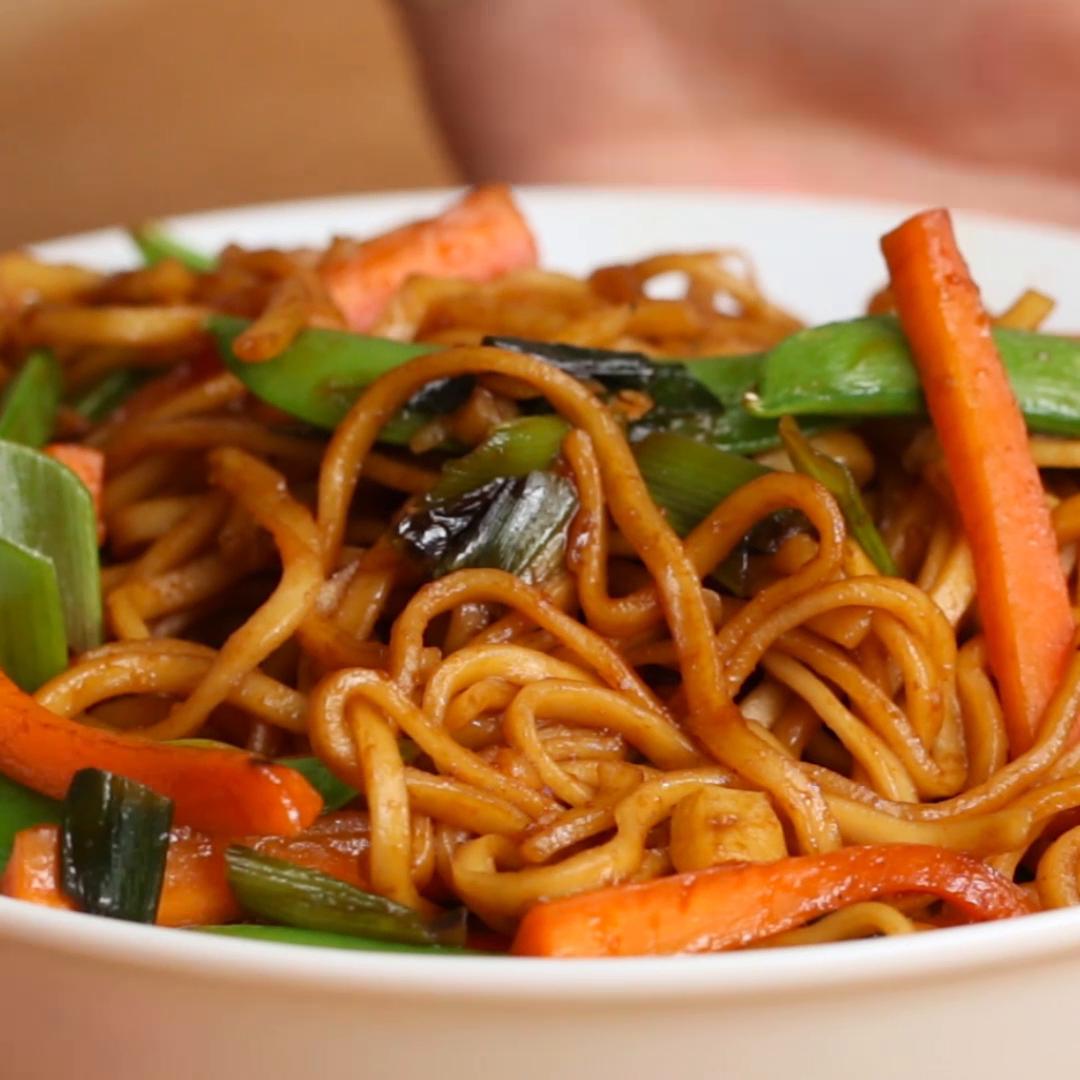 Veggie Garlic Noodles Recipe by Tasty