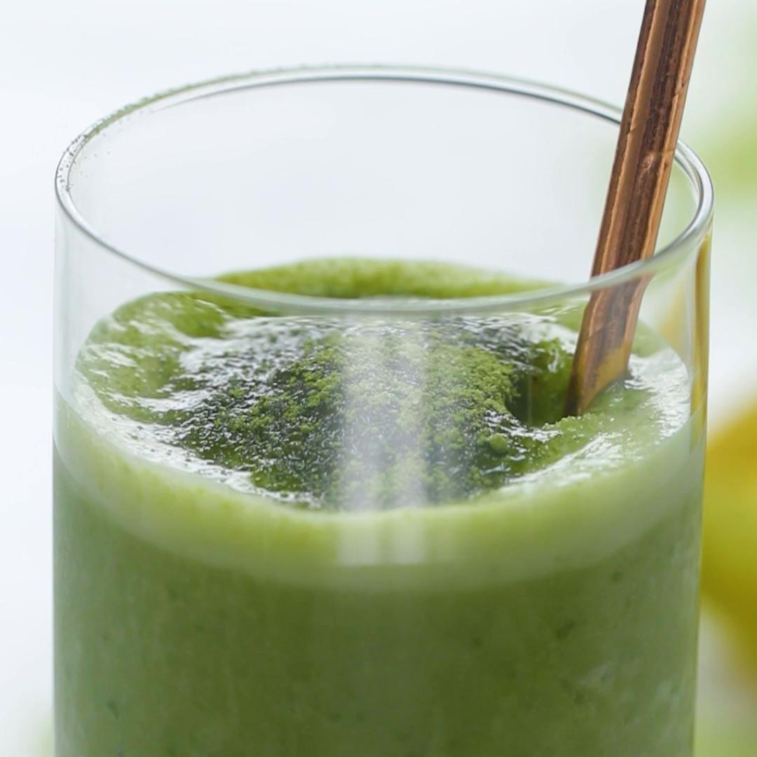 Banana Matcha Smoothie Recipe by Tasty