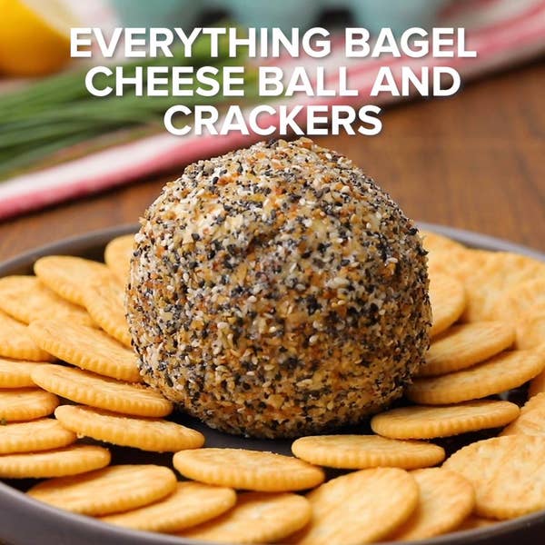 Everything Bagel Cheese Ball And Crackers