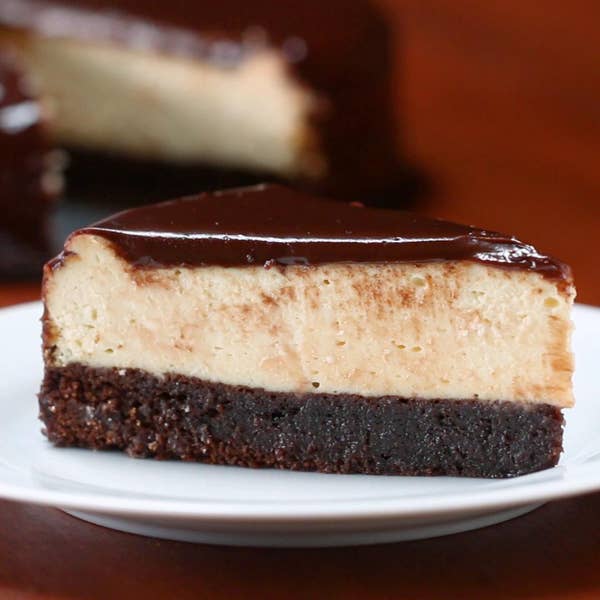 Chocolate Fudge 'Box' Brownie Cheesecake