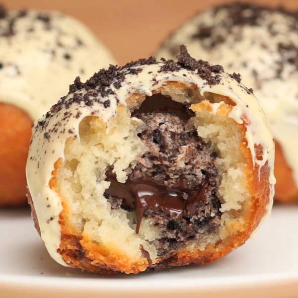 Cookies And Cream–Stuffed Doughnuts