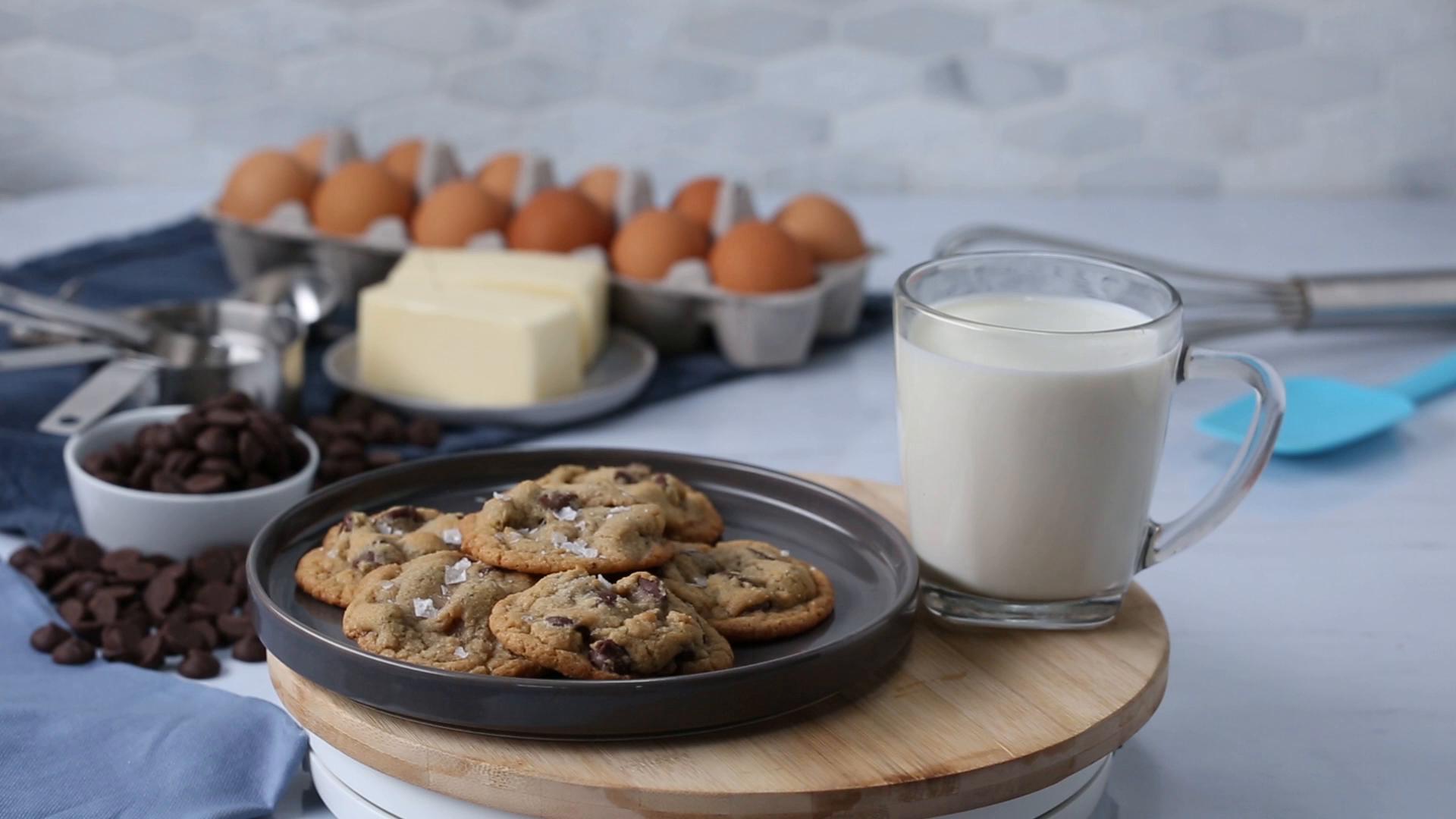 Chocolate Chip Cookies: Granny Style Recipe by Tasty image