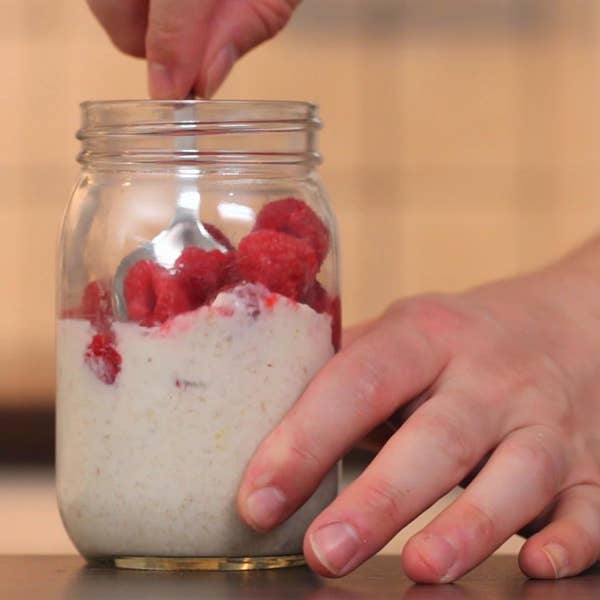 Lemon And Raspberry Overnight Oats