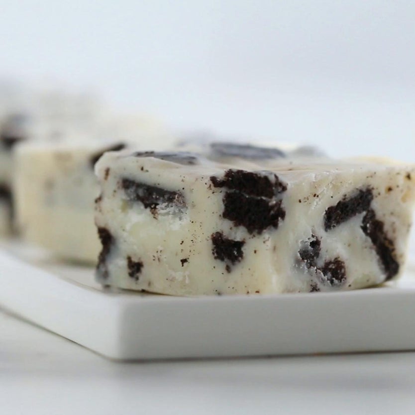 Cookies 'n' Cream 3-ingredient Fudge