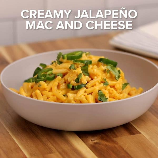 Creamy Jalapeño Mac And Cheese