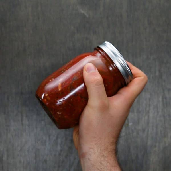 Mason Jar Simple Tomato Sauce