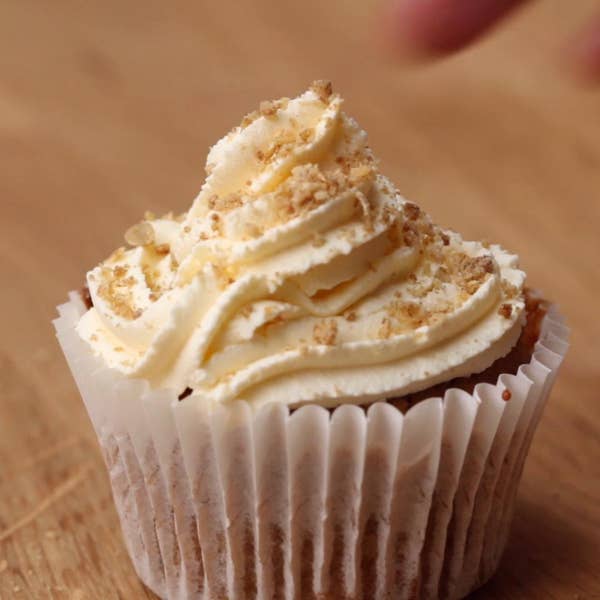 Apple Crumble Cupcakes