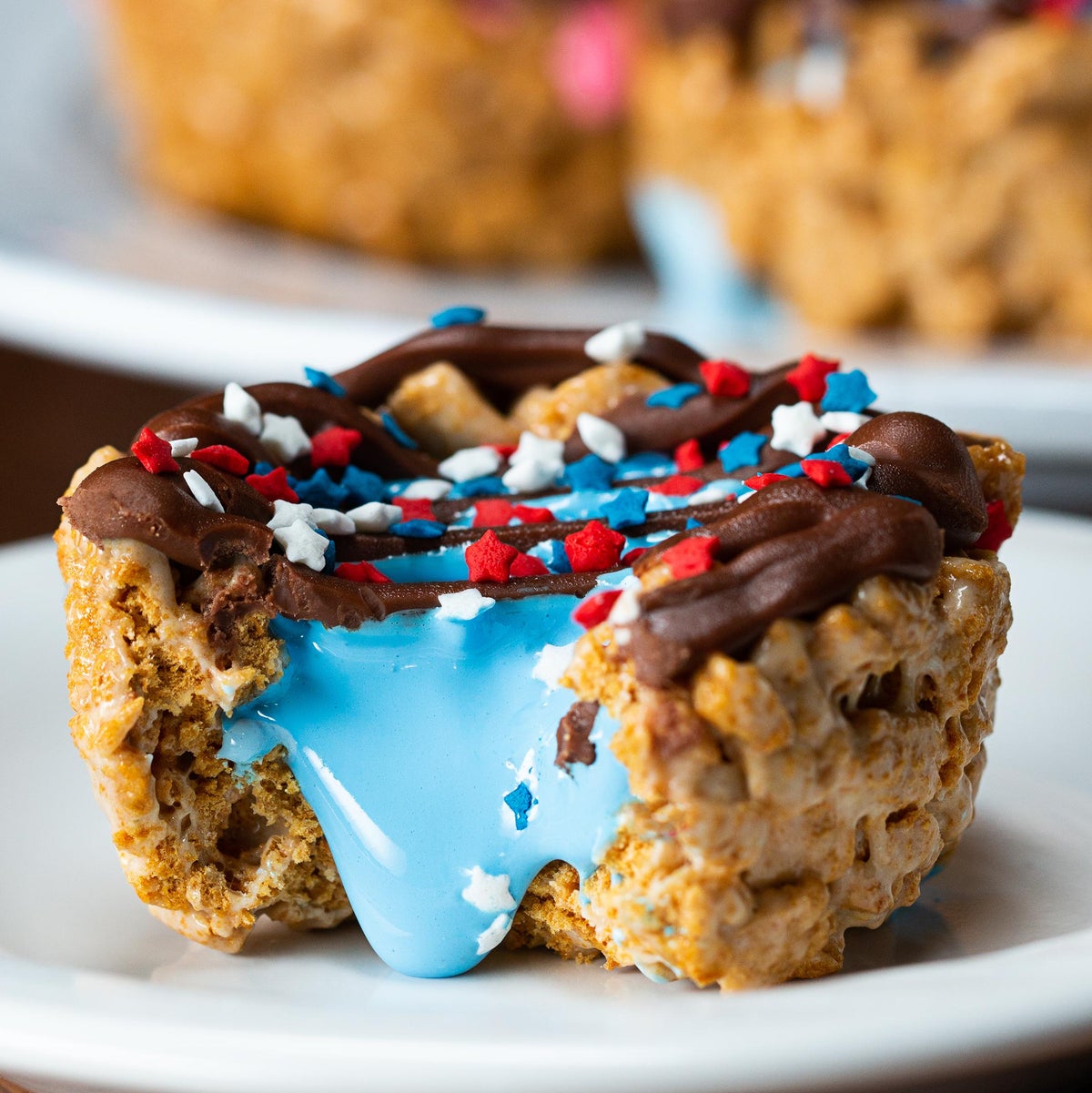 Stars and Stripes S’mores Cups Recipe by Tasty-image