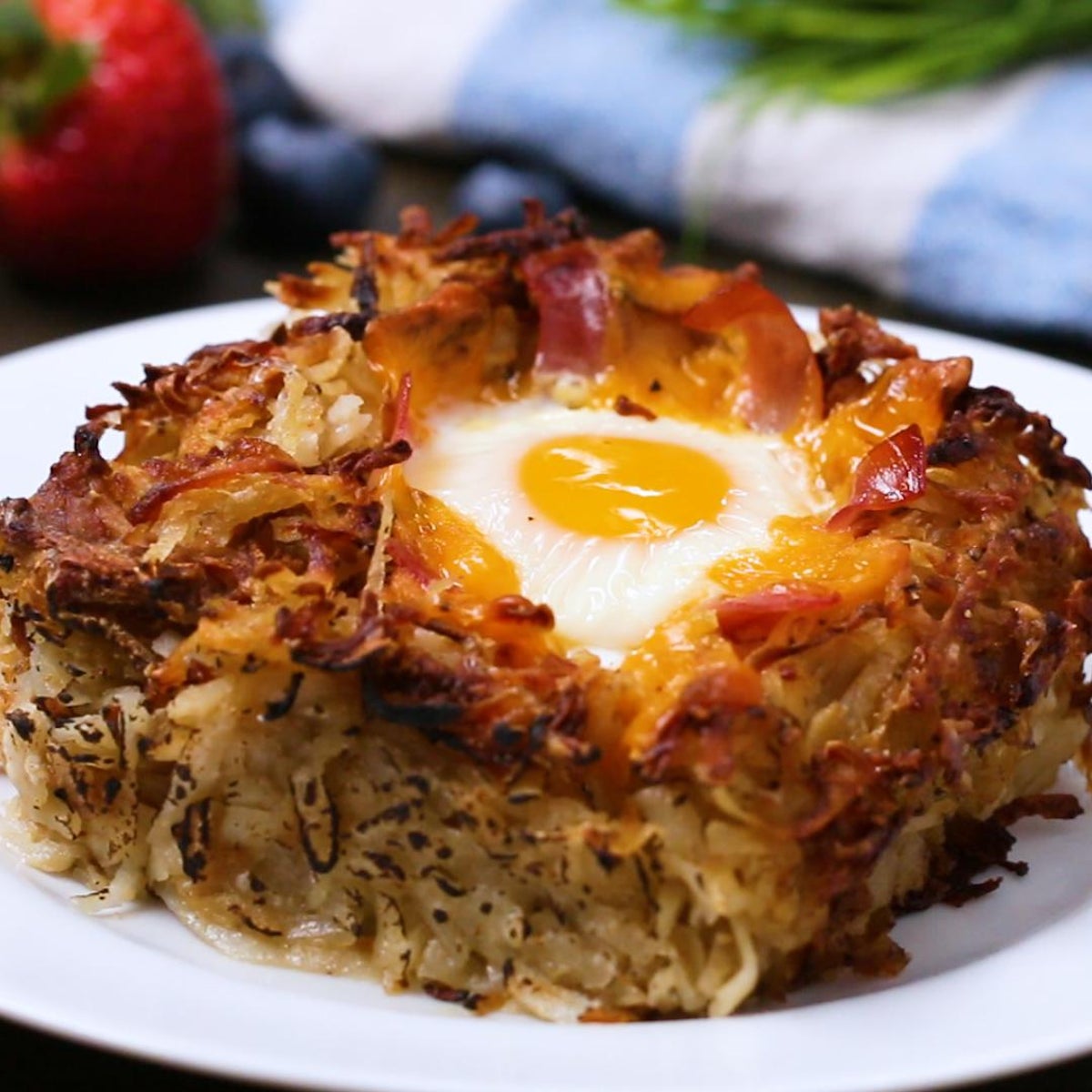 Hash Browns in Oven (Crispy and Cheesy Recipe!)