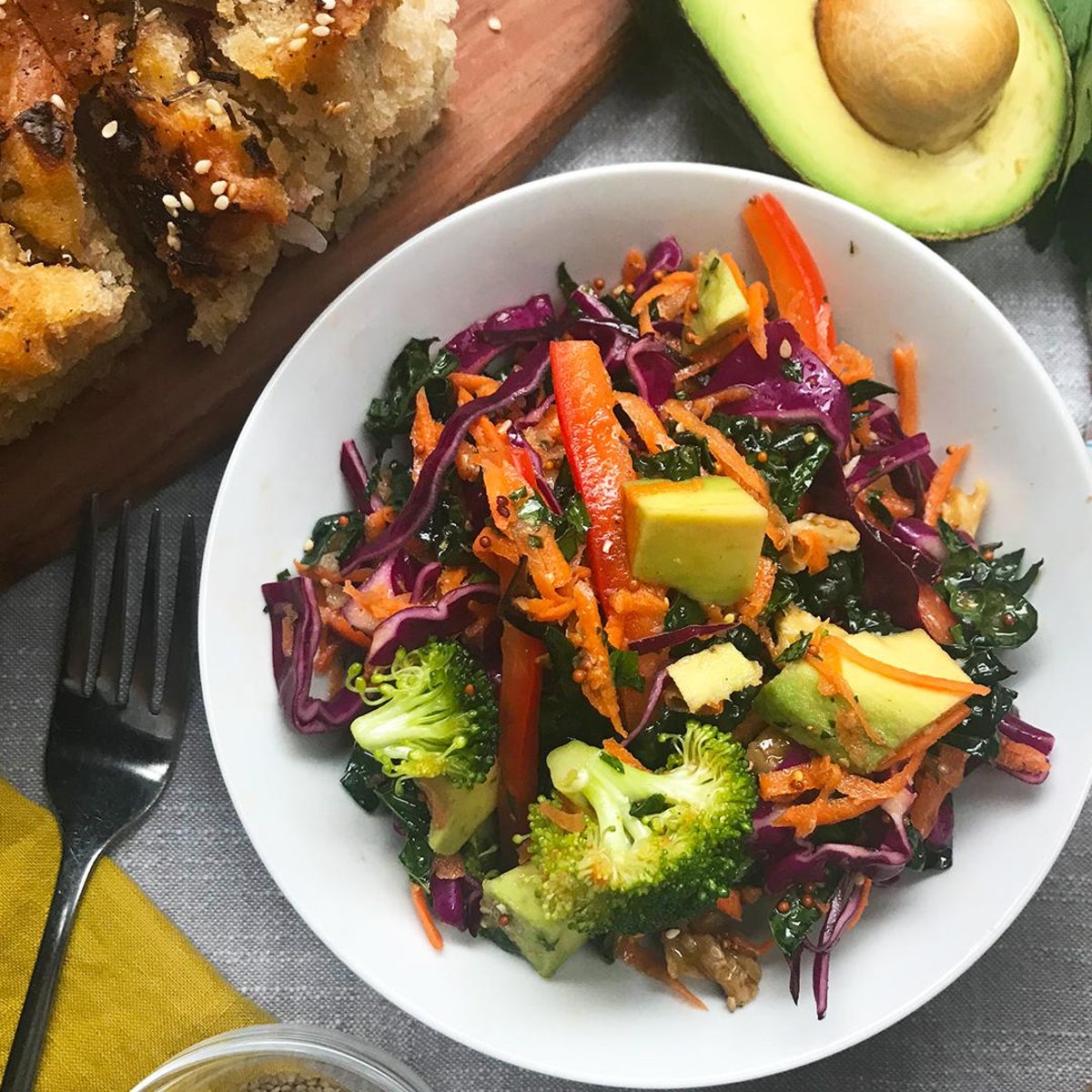 How to Build a Colorful and Nutrient-Dense Salad - Benefits of eating a colorful and nutrient-dense salad