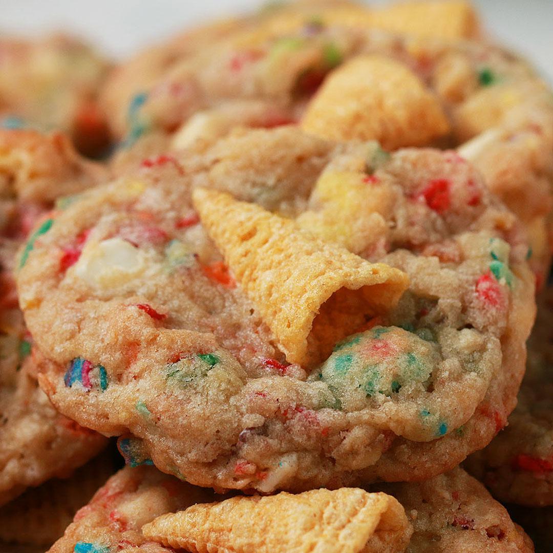 https://tasty.co/recipe/giant-multi-flavor-cookie
