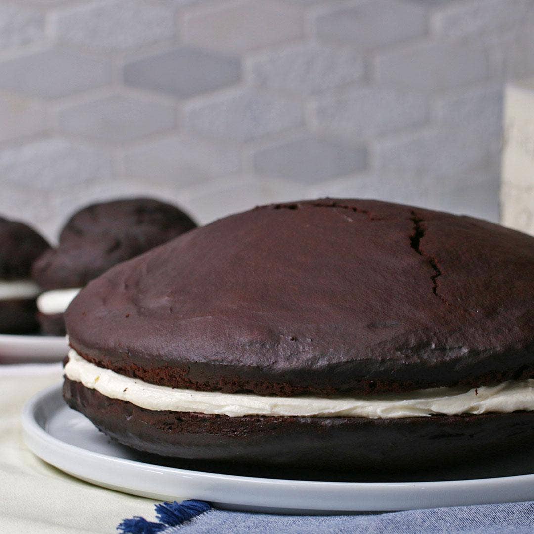 Giant Whoopie Pie Recipe By Tasty