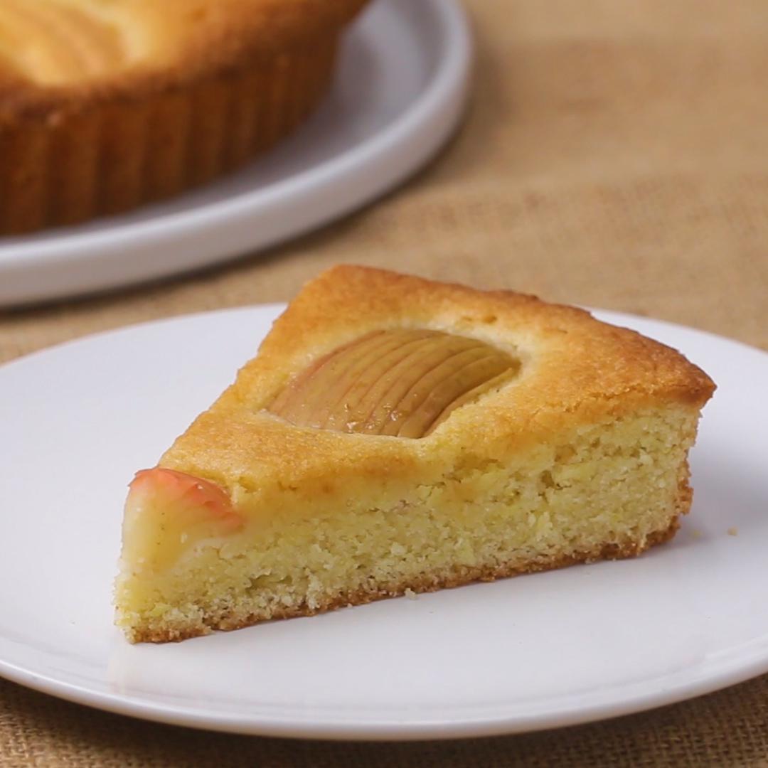 Fresh Apple Bundt Cake Recipe