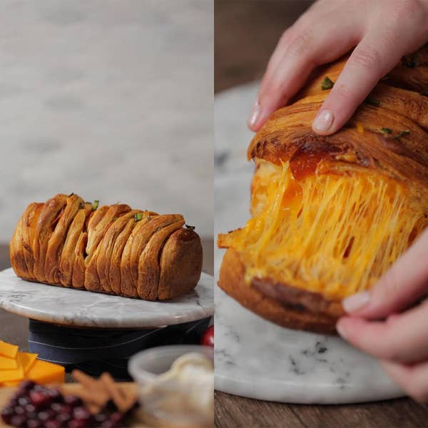 Sweet/Savory Pull-Apart Bread: Hot Cheese