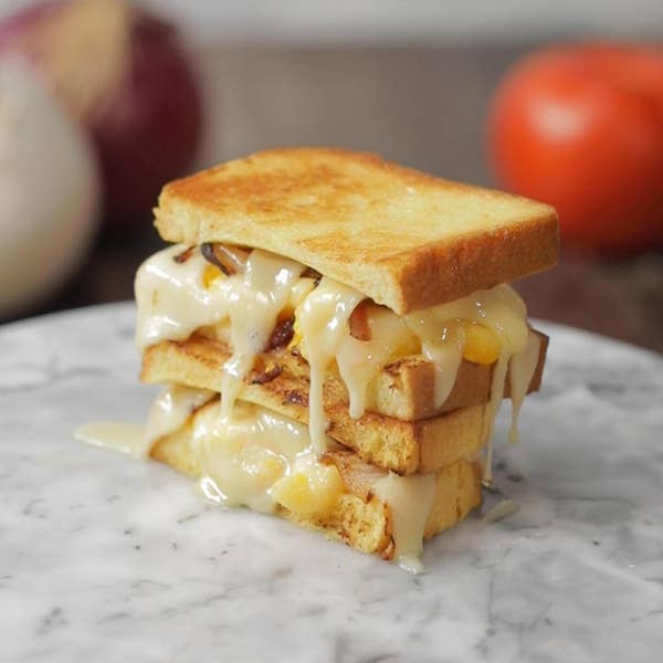 Loaded Grill Cheese: Cheese Please!