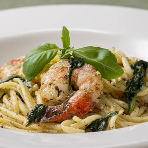 One-Pot Lemon Garlic Shrimp Pasta