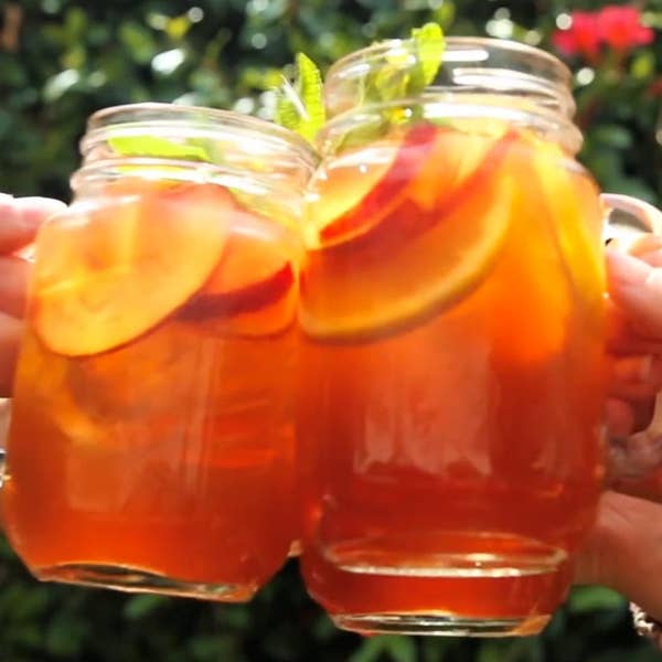 Sparkling Strawberry Kiwi Sangria