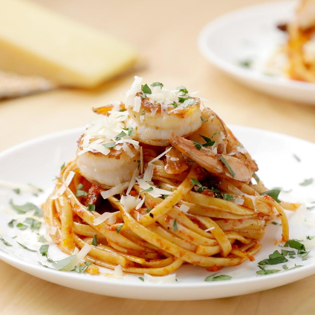 Mezzetta Roasted Red Bell Pepper Linguine With Shrimp Recipe by Tasty_image