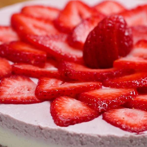 Vegan Cakes For The Holidays