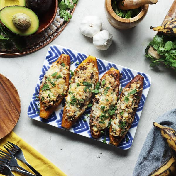 Canoas (Stuffed Sweet Plantains)