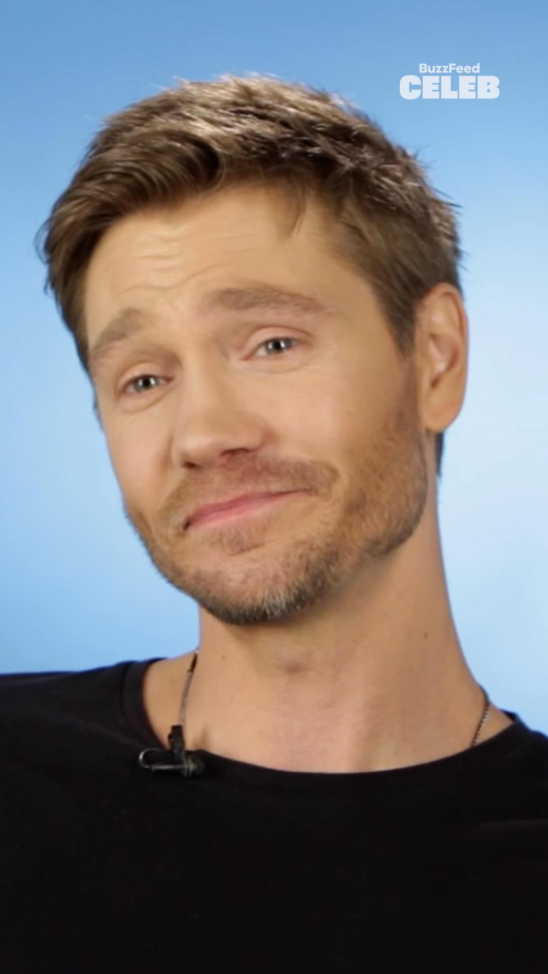 Chad Michael Murray Reads Thirst Tweets | Childhood Crush