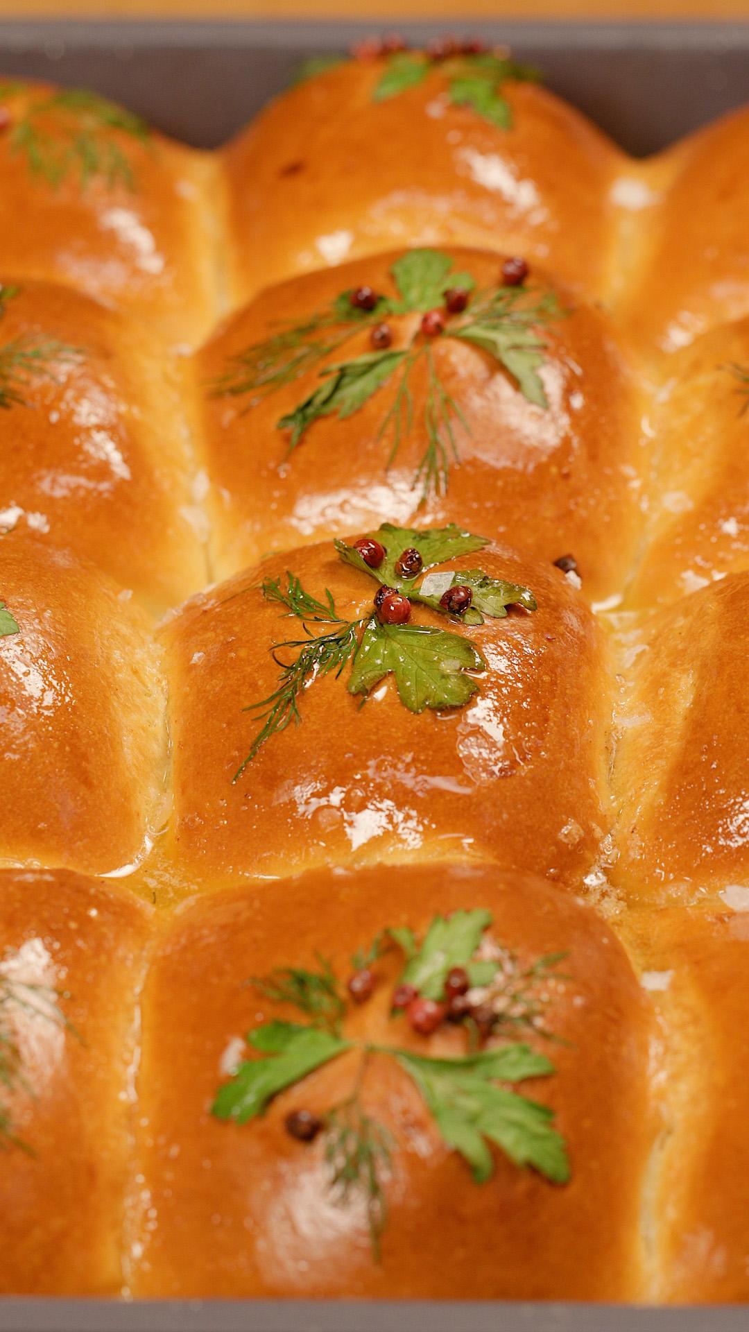 We Tested 50 Dinner Roll Recipes And This Is The Best One