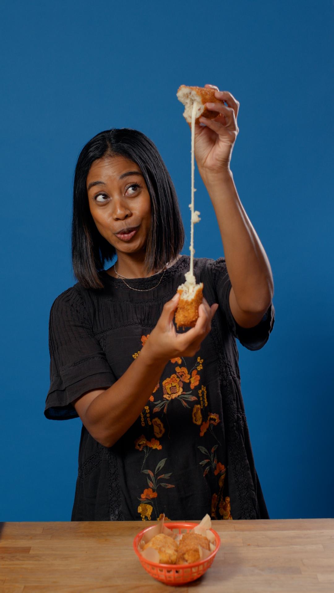 34/100 Potato Mozzarella Sticks