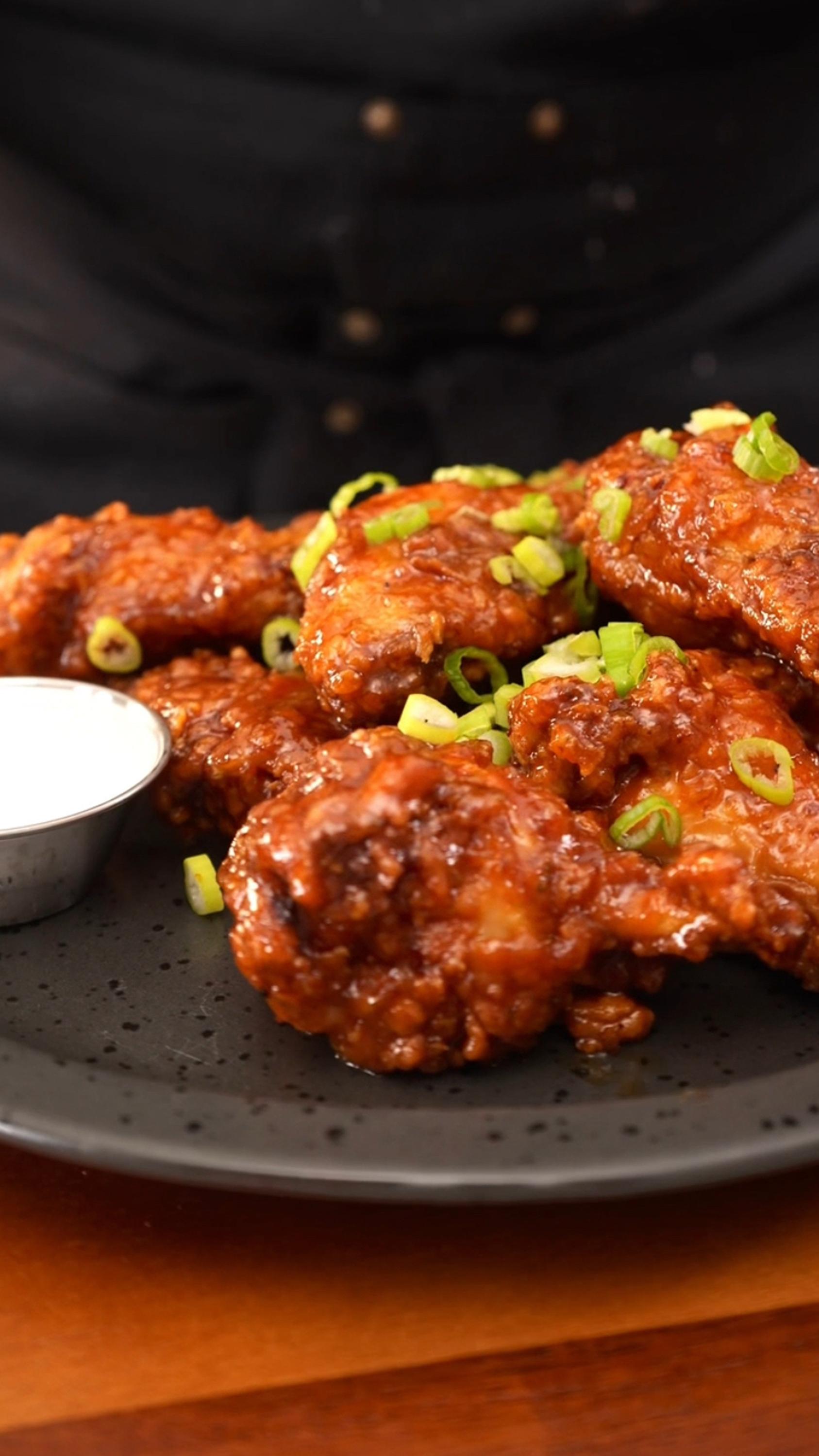 Chipotle Garlic Wings