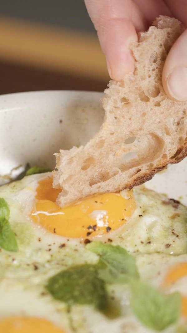 Creamy Pesto Eggs