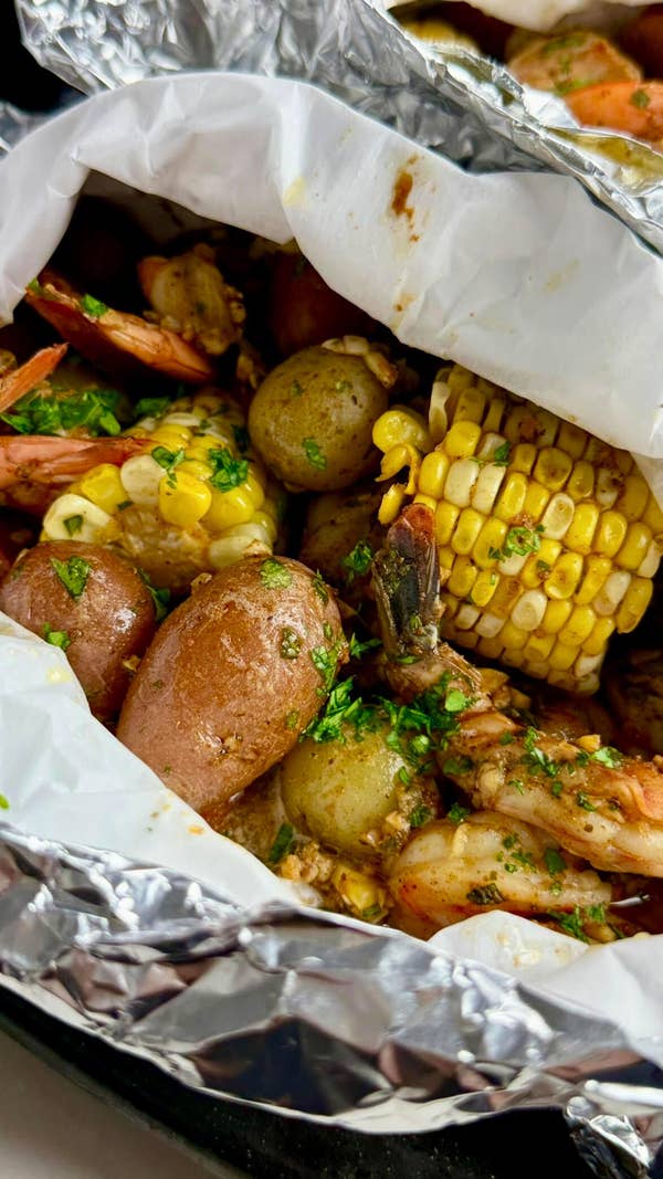 Cajun Jerk Shrimp Boil Foil Packs