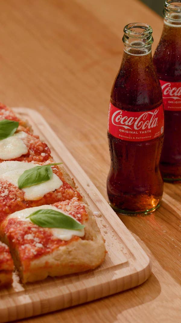 No-Knead Focaccia Pizza