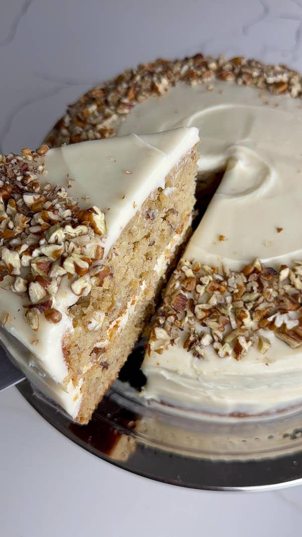 Typhanie's Hummingbird Cake