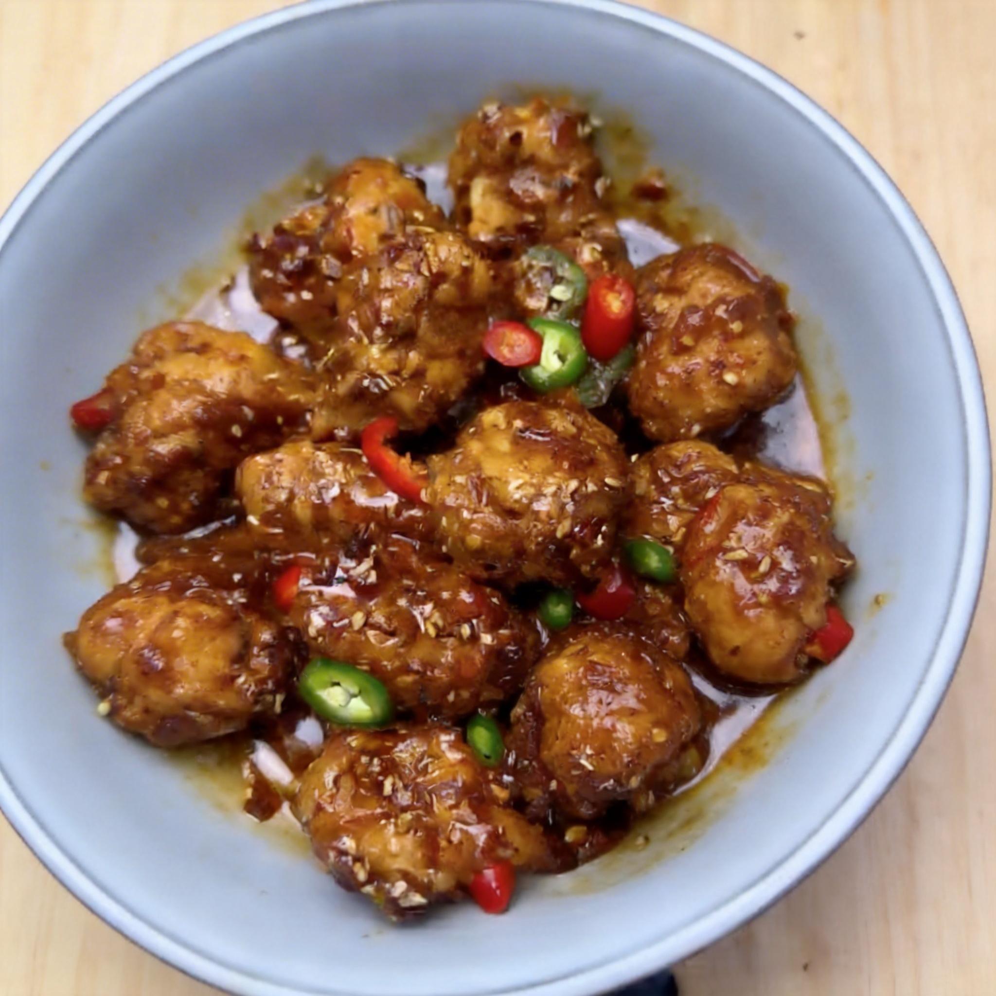 15 Minute Airfried Hot Honey Tofu Bites